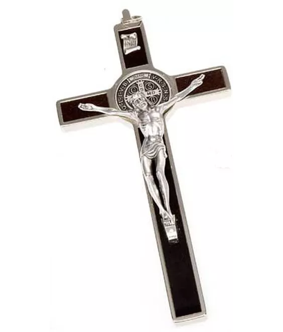 Croix de Saint Benoit