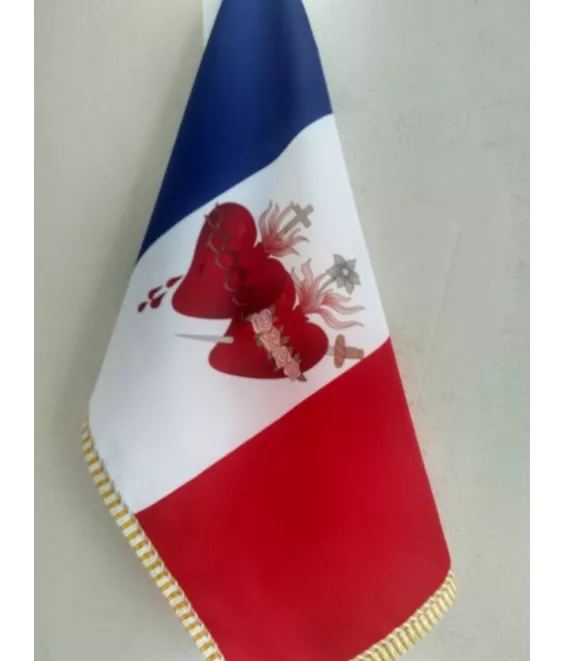 Drapeau bleu blanc rouge et les cœurs de Jésus et Marie