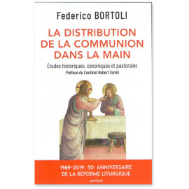 Don Frederico Bortoli - La distribution de la communion dans la main